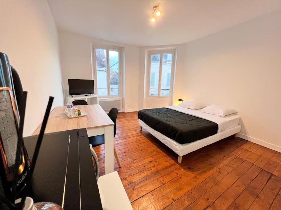 Appartement Maciet 4- Centre Ville Meaux-Gare-Disney Bagian luar foto